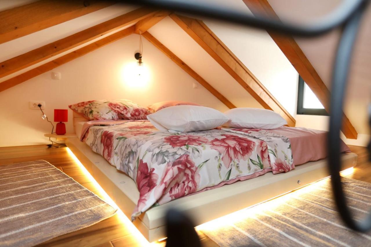 Studio Apartman Mihaella Kastela Luaran gambar