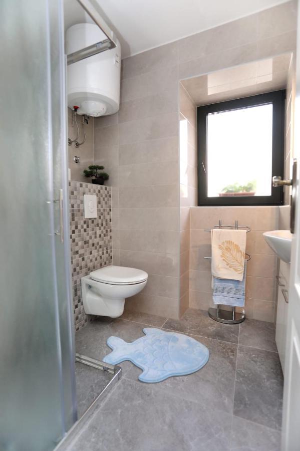 Studio Apartman Mihaella Kastela Luaran gambar